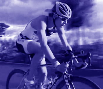 Vélo de Triathlon pour Femme, faut-il investir sur un vélo spécifique ?
